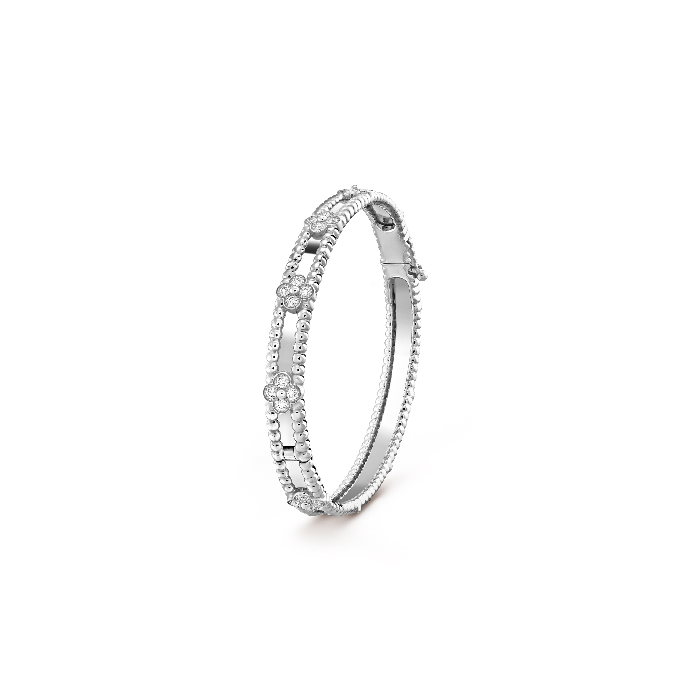 VAN CLEEF ARPELS PERLÉE SWEET CLOVERS BRACELET, EXTRA SMALL MODEL - WHITE GOLD, DIAMOND VCARP6X800 VAN CLEEF ARPELS PERLÉE SWEET CLOVERS BRACELET, EXTRA SMALL MODEL - WHITE GOLD, DIAMOND VCARP6X800